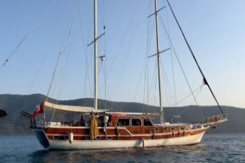 bateau turc en bois a vendre
